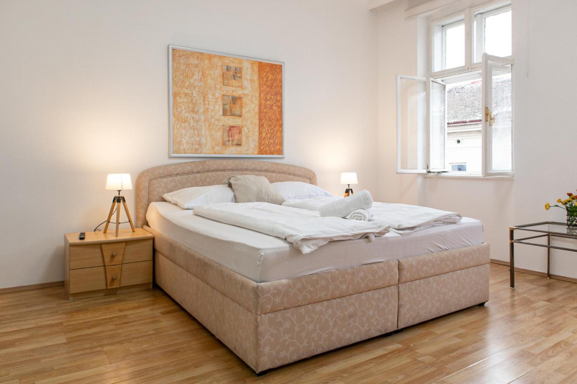 Budget City Stay - Near Wiener Stadthalle Ideal For Longstays Bagian luar foto